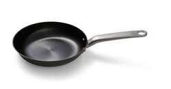 Kevyt valurautapannu 24 cm