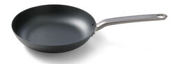 Hiiliteräspannu 28 cm