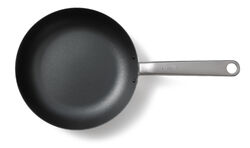 Hiiliteräspannu 28 cm