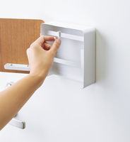 Rin avainkaappi magneettikiinn.