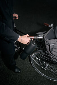 Termosmuki Sip'n'Go 0,9 l musta