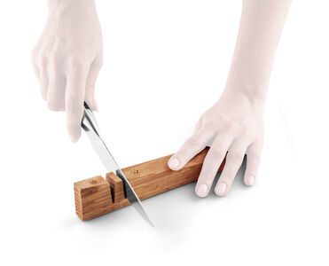 Veitsenteroitin Eastern tammi