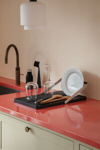 Tiskiteline 46 x 29 x 2 cm musta