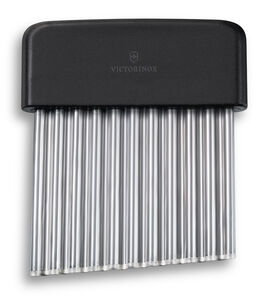 Aaltoteräleikkuri musta