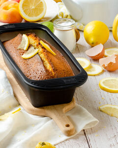 Leipävuoka 33 x 13 x 7 cm musta