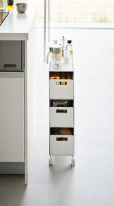 Tower laatikosto pyörillä valkoinen