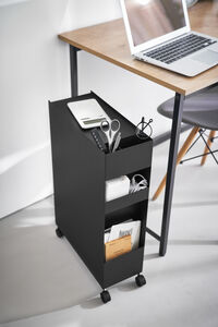 Tower laatikosto pyörillä musta