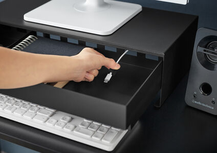 Tower näyttökoroke laatikolla musta