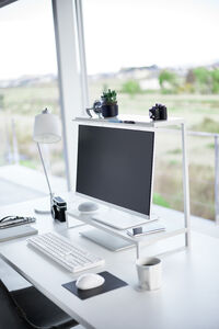 Tower näyttöteline 2 tasoa valk.