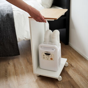 Tower sivupöytä pyörillä valkoinen