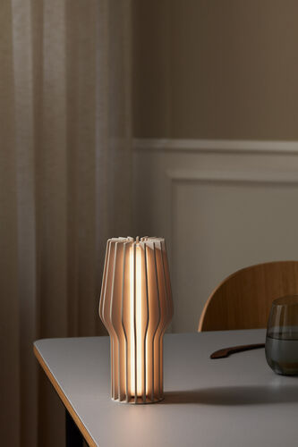 Pöytävalaisin Radiant Pearl beige