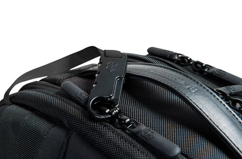 Altmont Professional 22 l, musta