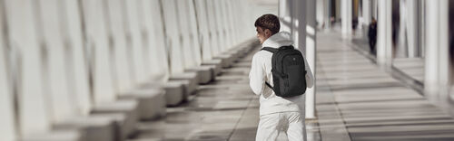 VX Sport EVO Comp. reppu 20 l musta