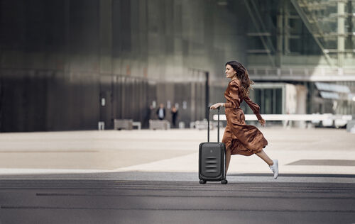 Spectra 3.0 Carry-On musta