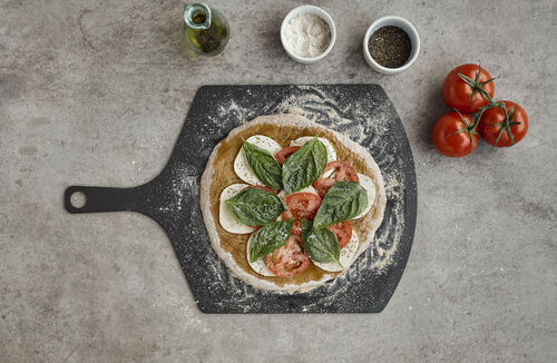 Pizzalauta 53,5 x 35,5 cm musta