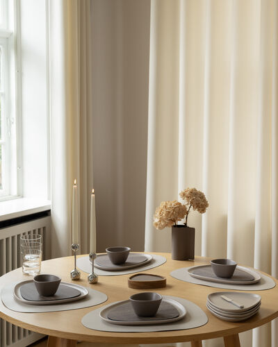 Pöytätabletti Serene Curve L Cream