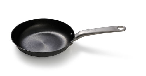 Kevyt valurautapannu 24 cm